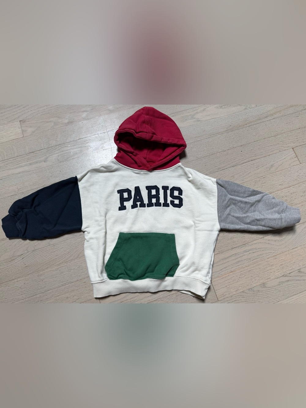 Zara Kids Colorblock 'Paris' Hooded Sweatshirt Red Hood Green Pocket 104cm 4yrs